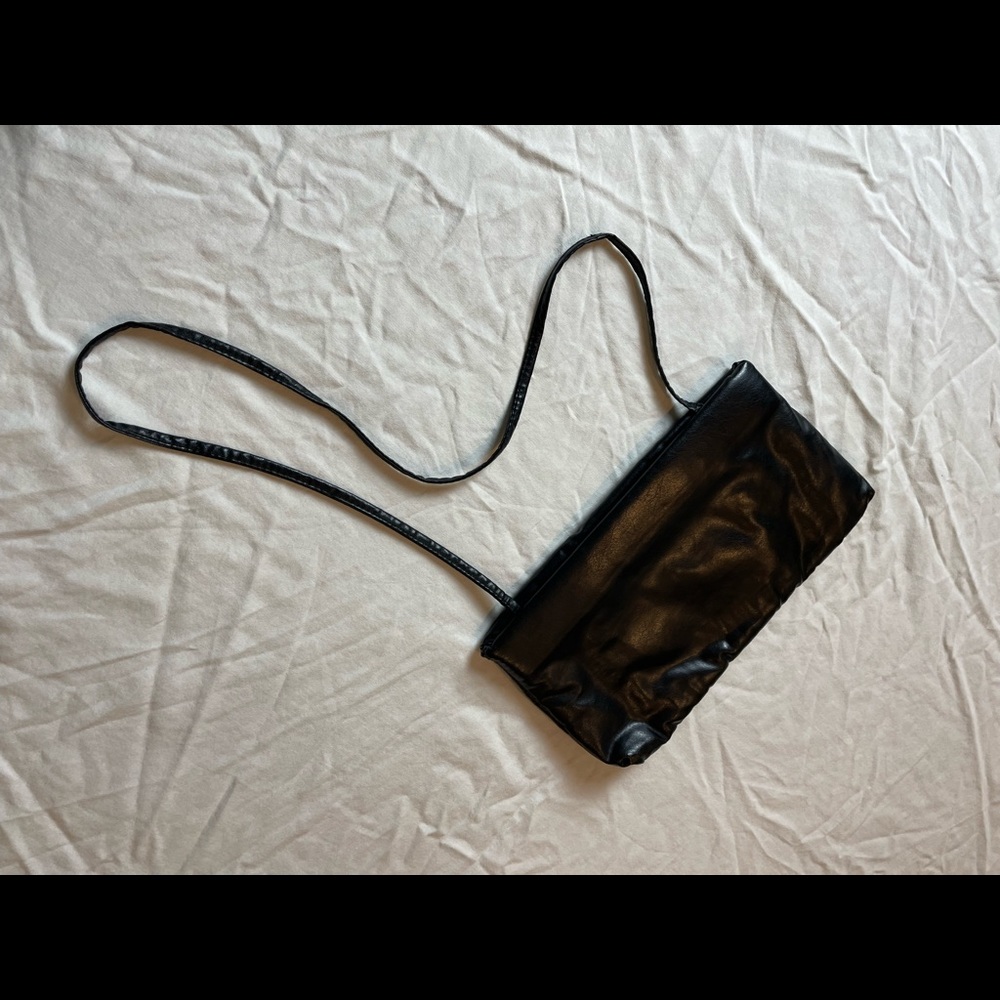 Purses - Picture 3 of 6
